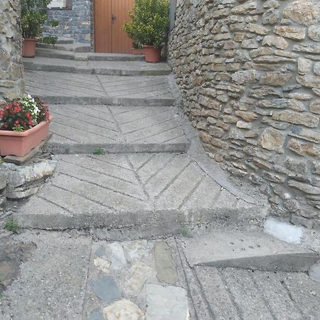 Pensjonat Casa Rogel Llesuy Zewnętrze zdjęcie